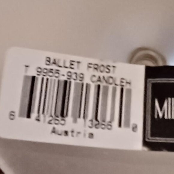 NIB Vintage Mikasa Ballet Frost Crystal Candle Holders - Picture 5 of 6